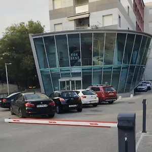 3* Pensión Che
