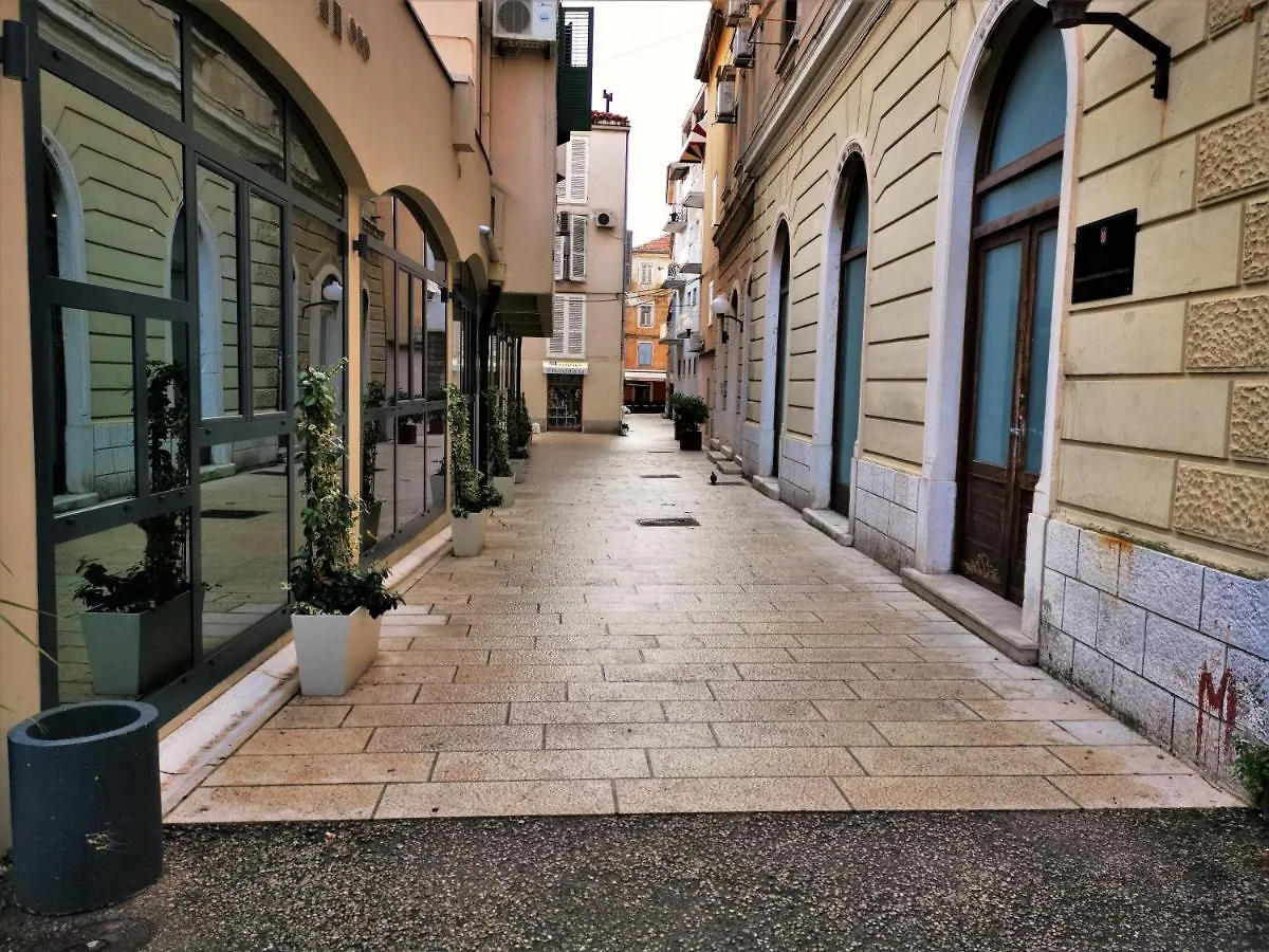 **** Guest house Divinity'S Reach - Old Town Center Hotel Zadar Croatia